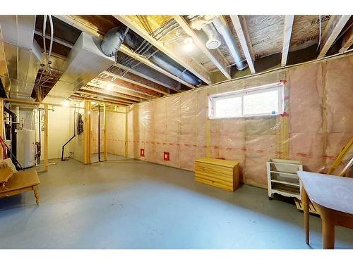 136-116 6 Avenue Ne, Slave Lake, AB - Indoor Photo Showing Basement