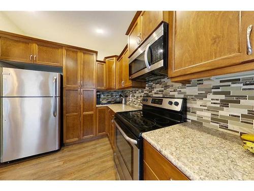 136-116 6 Avenue Ne, Slave Lake, AB - Indoor Photo Showing Kitchen