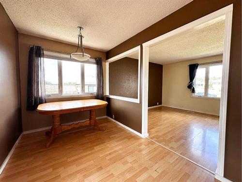 3 Isbister Avenue, Swan Hills, AB - Indoor Photo Showing Other Room