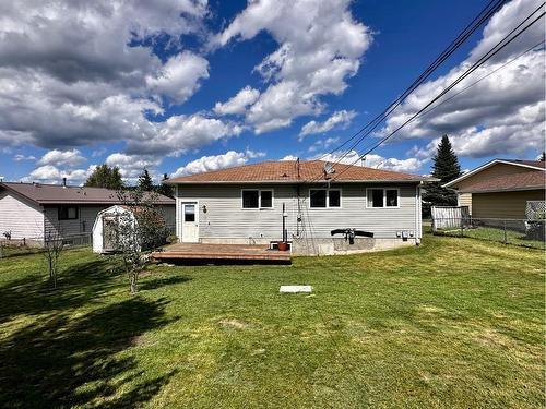 3 Isbister Avenue, Swan Hills, AB - Outdoor