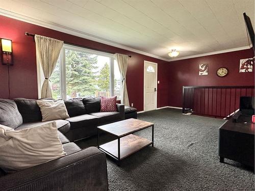 23 Centennial Crescent, Swan Hills, AB - Indoor Photo Showing Living Room