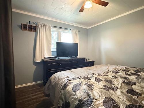 23 Centennial Crescent, Swan Hills, AB - Indoor Photo Showing Bedroom