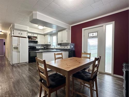 23 Centennial Crescent, Swan Hills, AB - Indoor Photo Showing Dining Room