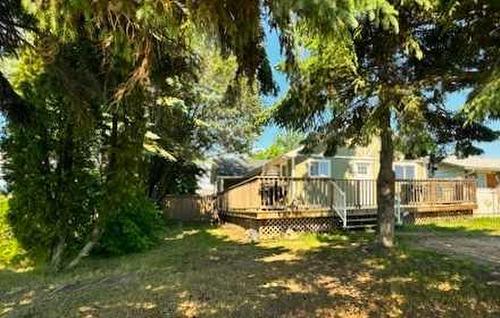 512 2 Avenue Nw, Slave Lake, AB - Outdoor