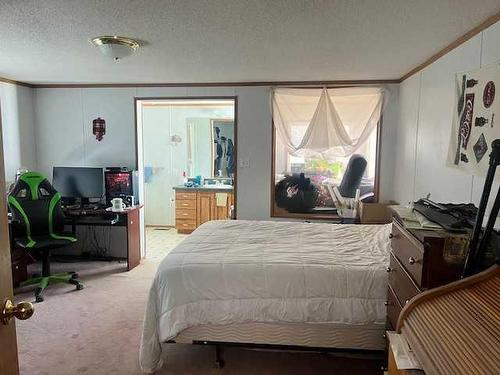 230 Mawdsley Crescent, Grande Cache, AB - Indoor Photo Showing Bedroom