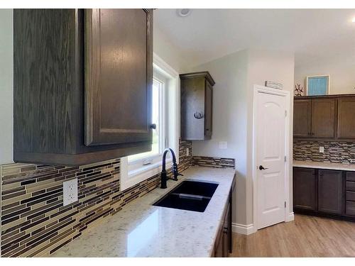 53425A Range Road 175, Rural Yellowhead County, AB - Indoor Photo Showing Kitchen With Double Sink