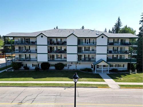 302-777 48 Street, Edson, AB - Outdoor With Facade