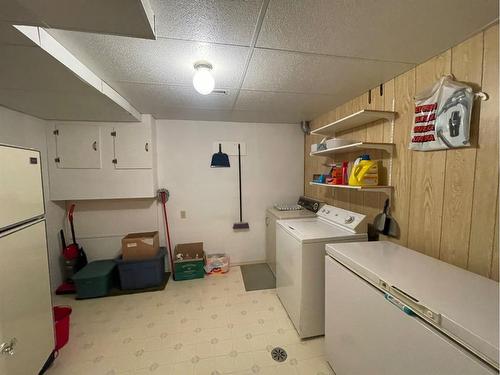 18302 Township Road 532, Rural Yellowhead County, AB - Indoor Photo Showing Laundry Room