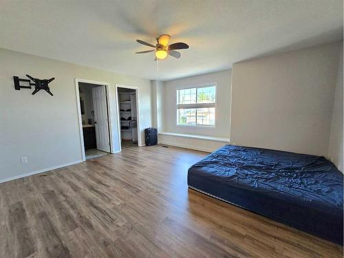 110 Poplar Drive, Whitecourt, AB - Indoor Photo Showing Bedroom