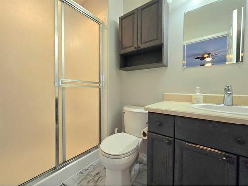 110 Poplar Drive, Whitecourt, AB - Indoor Photo Showing Bathroom