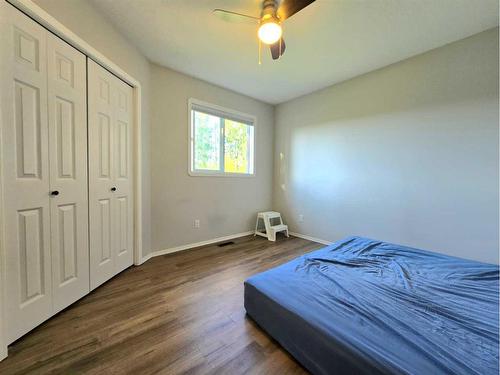 110 Poplar Drive, Whitecourt, AB - Indoor Photo Showing Bedroom