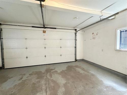 110 Poplar Drive, Whitecourt, AB - Indoor Photo Showing Garage