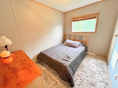 642037 Highway 2, Rural Athabasca County, AB - Indoor Photo Showing Bedroom