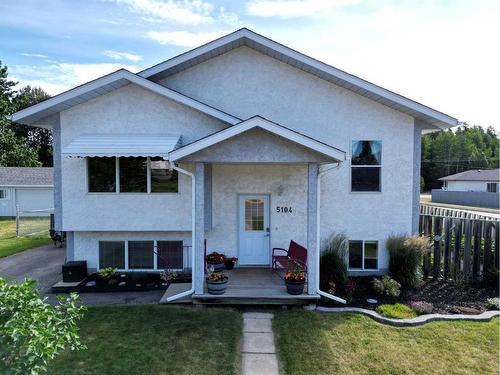 5104 18 Avenue, Edson, AB - Outdoor