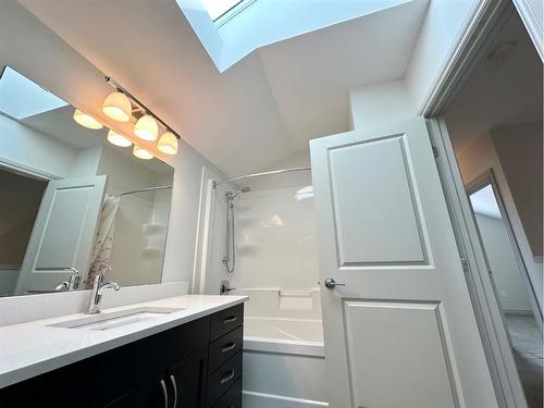 18 Sonoma Key, Whitecourt, AB - Indoor Photo Showing Bathroom