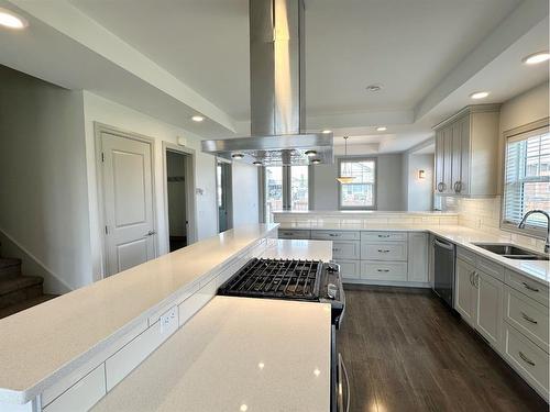 18 Sonoma Key, Whitecourt, AB - Indoor Photo Showing Kitchen With Double Sink