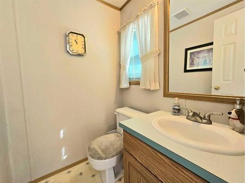 592061A Highway 658, Rural Woodlands County, AB - Indoor Photo Showing Bathroom