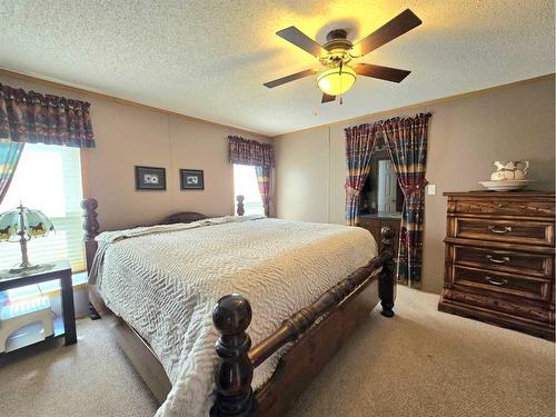 592061A Highway 658, Rural Woodlands County, AB - Indoor Photo Showing Bedroom