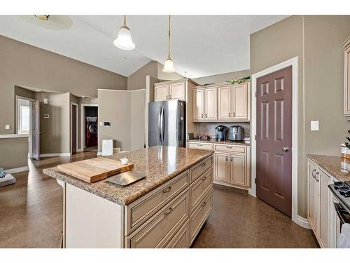 1509 42 Street, Edson, AB - Indoor Photo Showing Kitchen