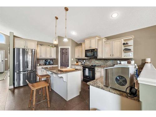 1509 42 Street, Edson, AB - Indoor Photo Showing Kitchen With Upgraded Kitchen