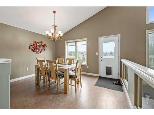 1509 42 Street, Edson, AB - Indoor Photo Showing Dining Room