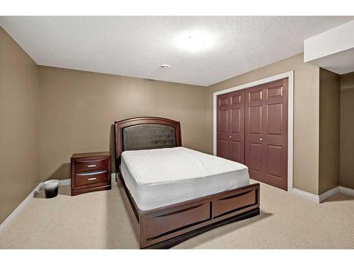 1509 42 Street, Edson, AB - Indoor Photo Showing Bedroom