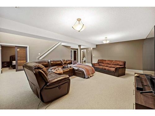 1509 42 Street, Edson, AB - Indoor