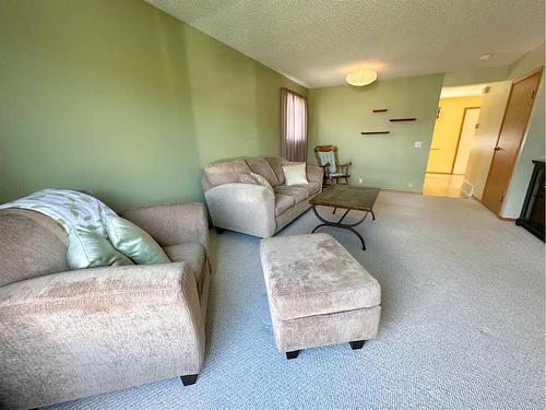 135 Sitar Crescent, Hinton, AB - Indoor Photo Showing Other Room