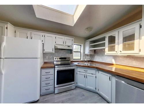 53113 Range Road 124, Rural Yellowhead County, AB - Indoor Photo Showing Kitchen