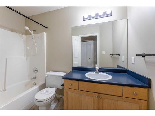 189 Sitar Crescent, Hinton, AB - Indoor Photo Showing Bathroom