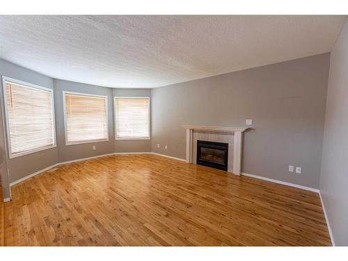 189 Sitar Crescent, Hinton, AB - Indoor With Fireplace