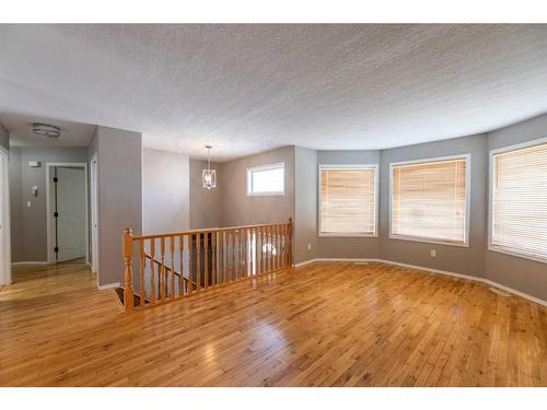 189 Sitar Crescent, Hinton, AB - Indoor Photo Showing Other Room