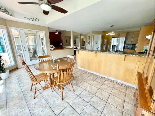 12-49329 Folding Avenue, Rural Yellowhead County, AB - Indoor Photo Showing Dining Room