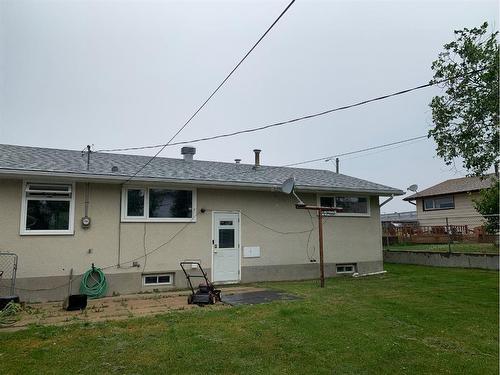 5443 Home Street, Swan Hills, AB - Outdoor With Exterior