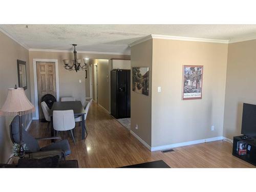 511 Hammond Drive South, Fox Creek, AB - Indoor