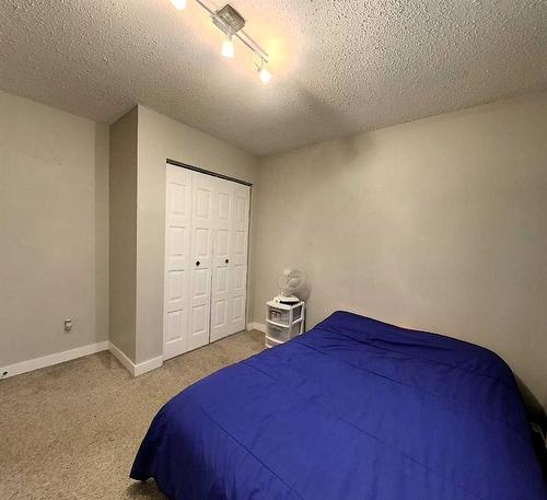 1102 55 Street, Edson, AB - Indoor Photo Showing Bedroom