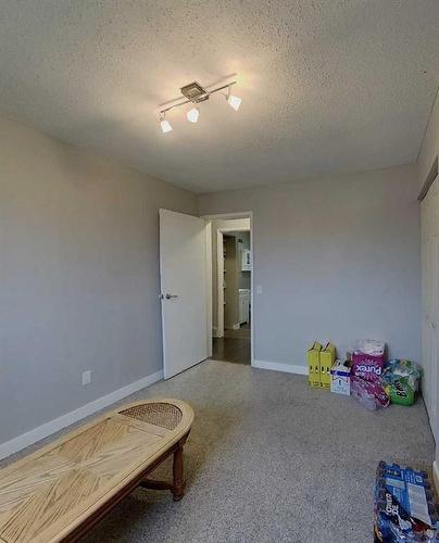 1102 55 Street, Edson, AB - Indoor Photo Showing Other Room