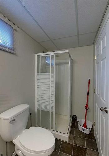 1102 55 Street, Edson, AB - Indoor Photo Showing Bathroom