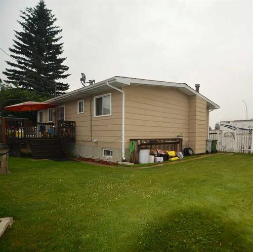 1102 55 Street, Edson, AB - Outdoor