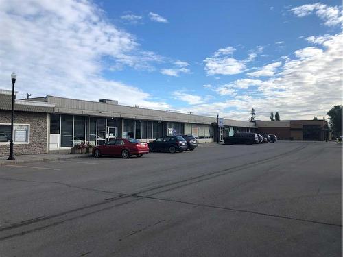 144-154 Athabasca Avenue, Hinton, AB 