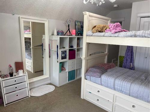 701 10 Street, Fox Creek, AB - Indoor Photo Showing Bedroom