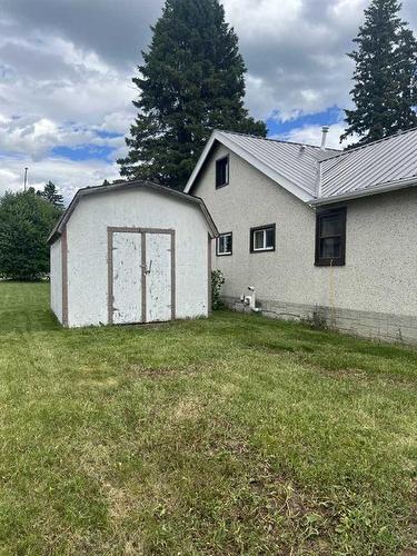 822 50 Street, Edson, AB - Outdoor