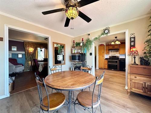 17 Hillside Avenue, Swan Hills, AB - Indoor Photo Showing Dining Room