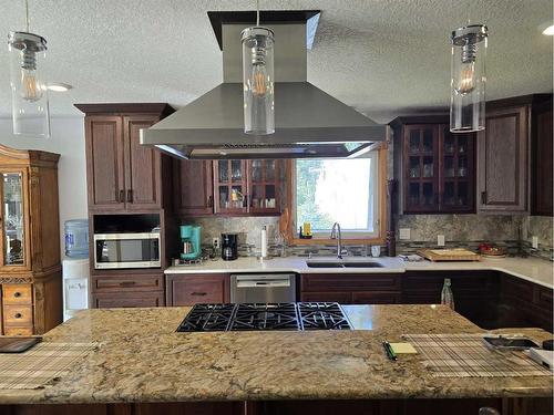 16509 Township Road 544, Rural Yellowhead County, AB - Indoor Photo Showing Kitchen With Double Sink