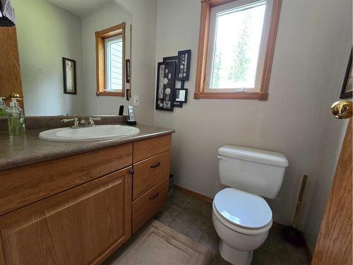 16509 Township Road 544, Rural Yellowhead County, AB - Indoor Photo Showing Bathroom