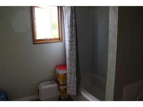 53305 Range Road 111, Rural Yellowhead County, AB - Indoor Photo Showing Bathroom