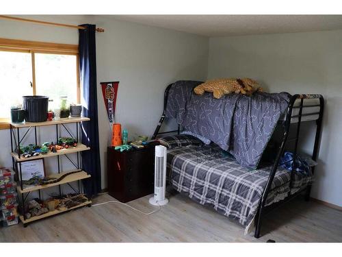 53305 Range Road 111, Rural Yellowhead County, AB - Indoor Photo Showing Bedroom