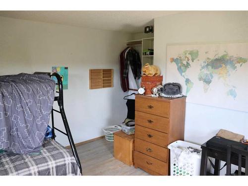 53305 Range Road 111, Rural Yellowhead County, AB - Indoor Photo Showing Bedroom