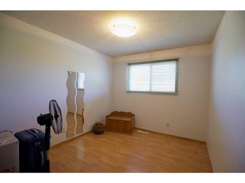 130 Collinge Road, Hinton, AB - Indoor Photo Showing Other Room