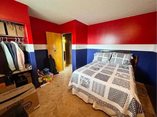 5419 Willock Crescent, Swan Hills, AB - Indoor Photo Showing Bedroom